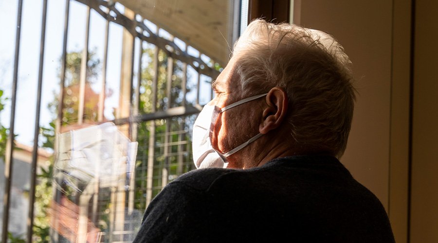Abandono afetivo inverso: quando os filhos respondem civilmente pela omissão no cuidado dos pais idosos
