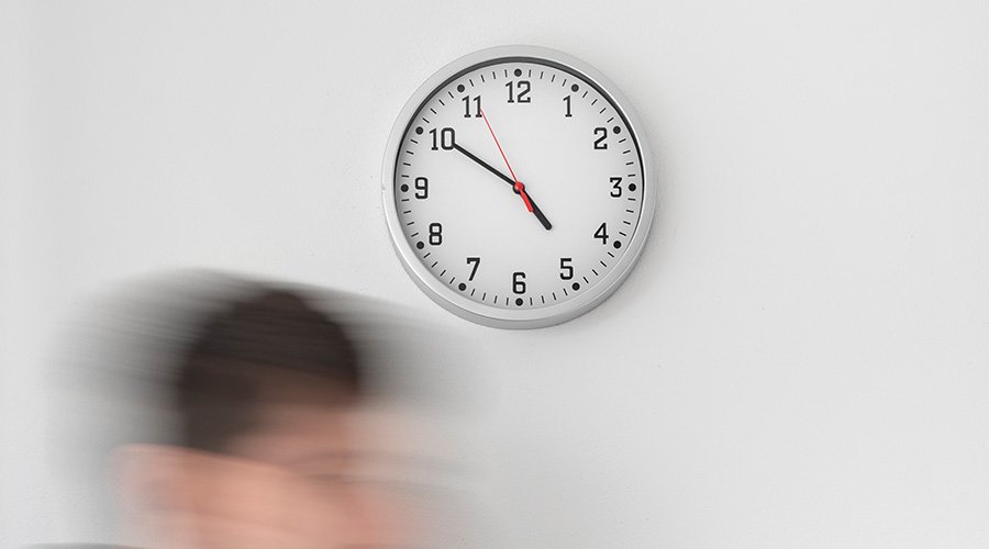 Perda do tempo útil do consumidor gera indenização? Entenda o que diz o STJ